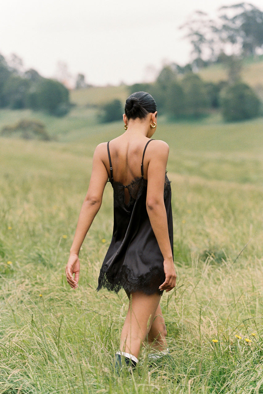 Olivia Slip Espresso