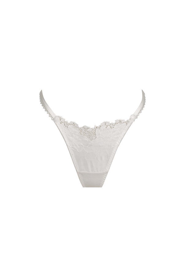 Saskia Thong Ivory