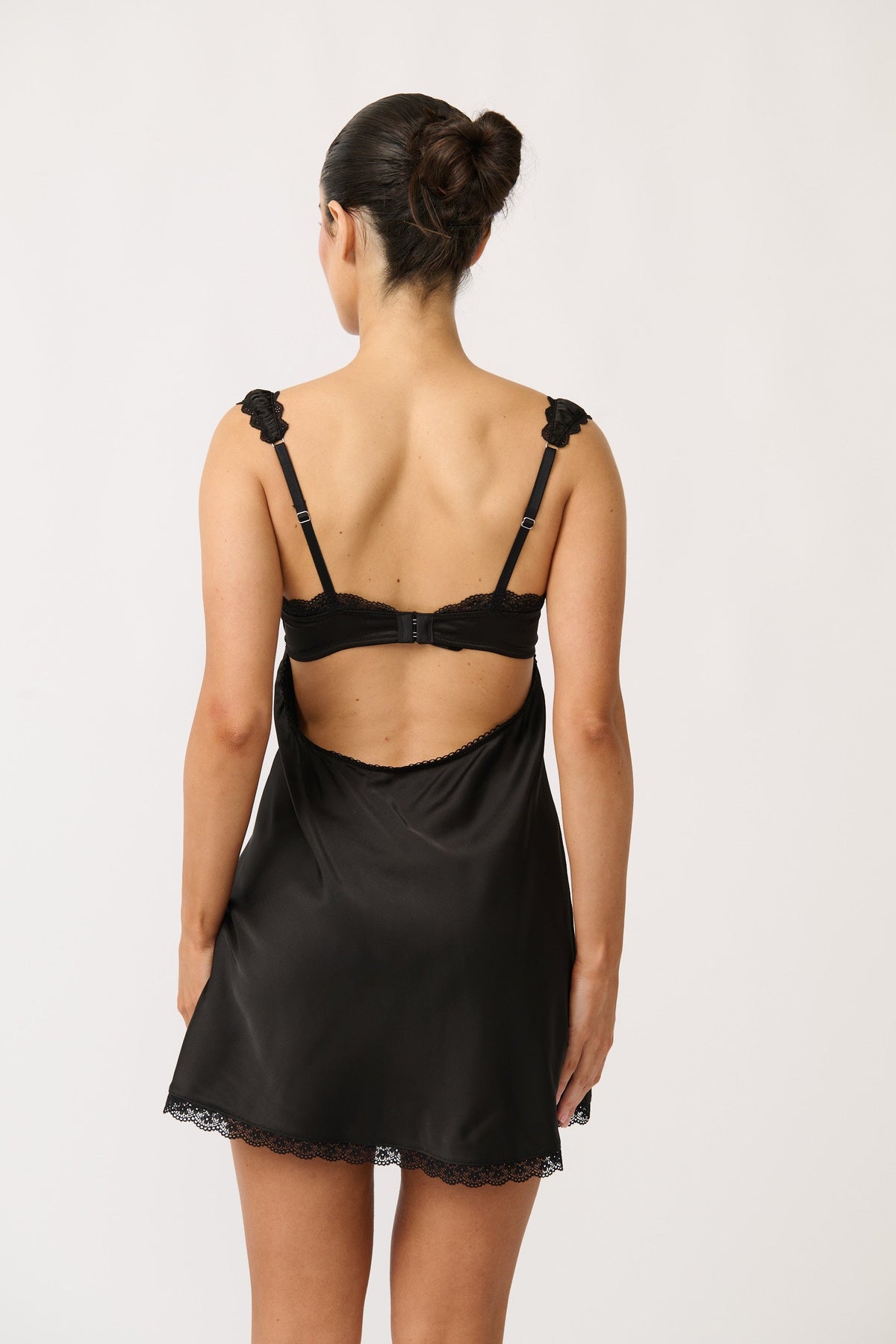 Celeste Slip Black