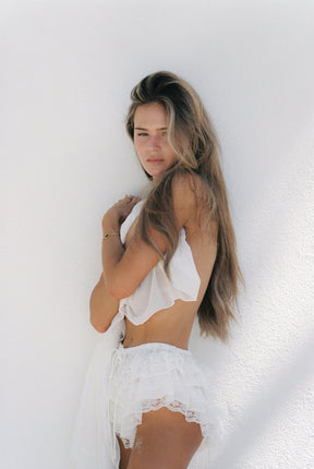 Hanna Bloomer Ivory