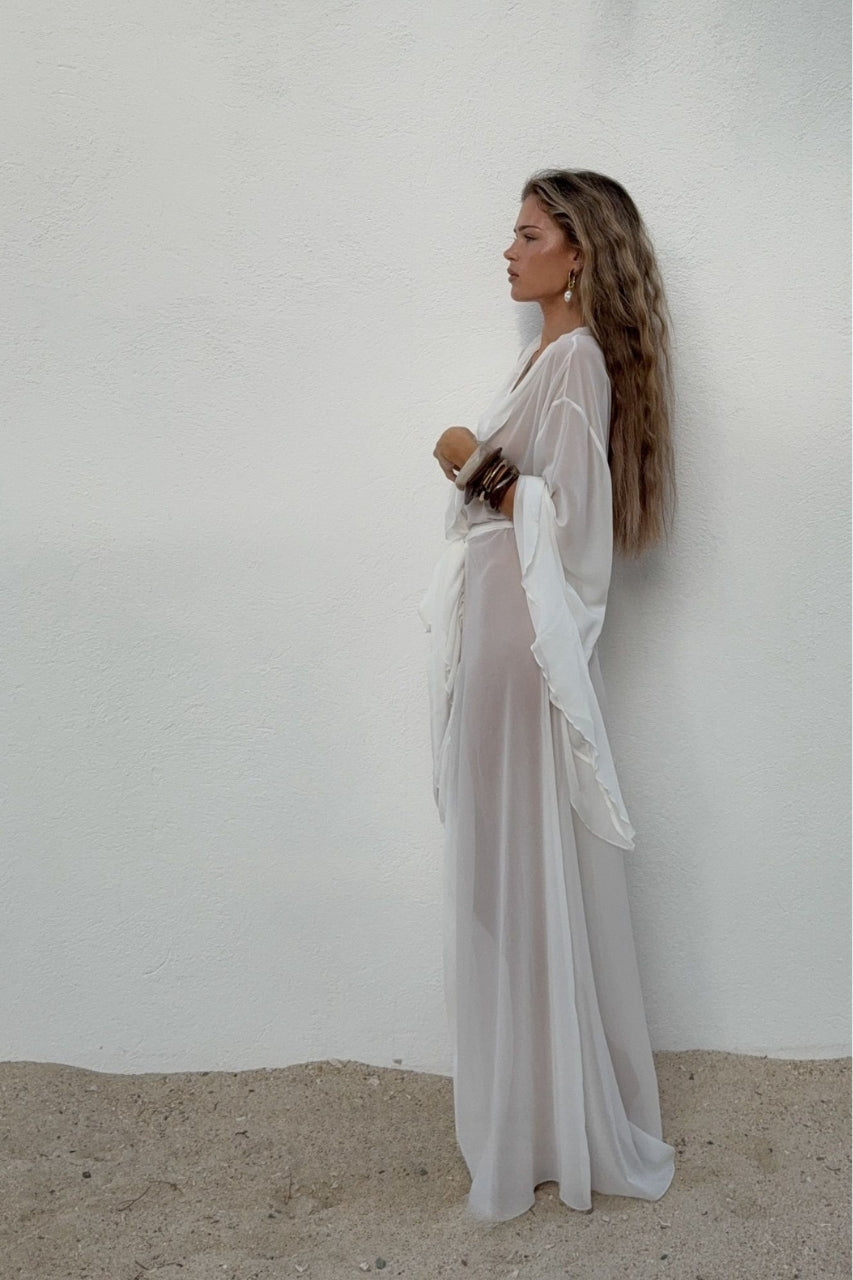 Hanna Robe Ivory