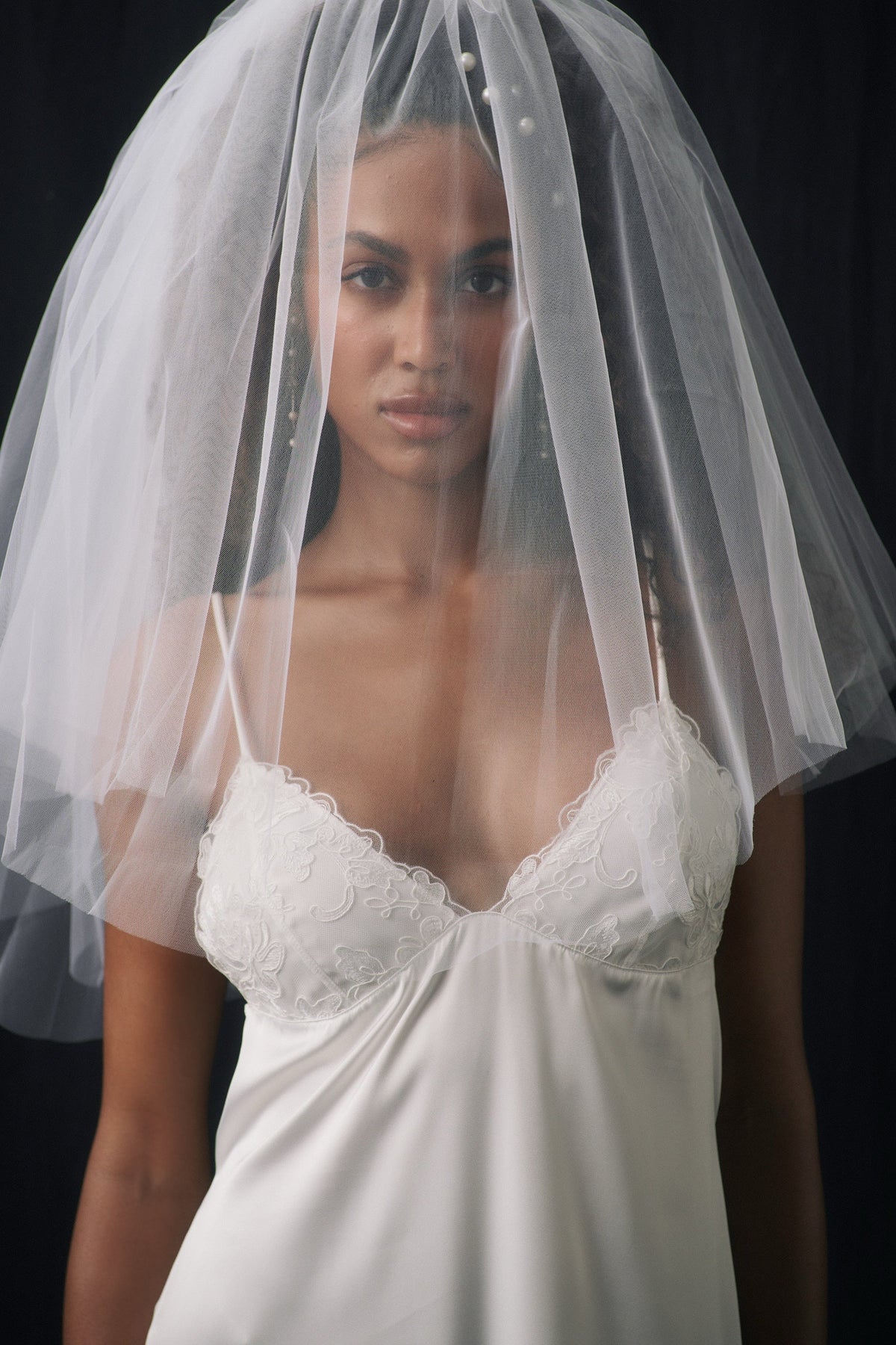 Vegas Veil White